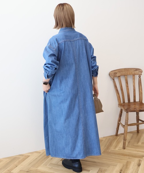 AMERICAN HOLIC(アメリカンホリック)の「デニムシャツワンピース(ワンピース・レディース・ブラック/インディゴブルー・M/L)」の4枚目の写真