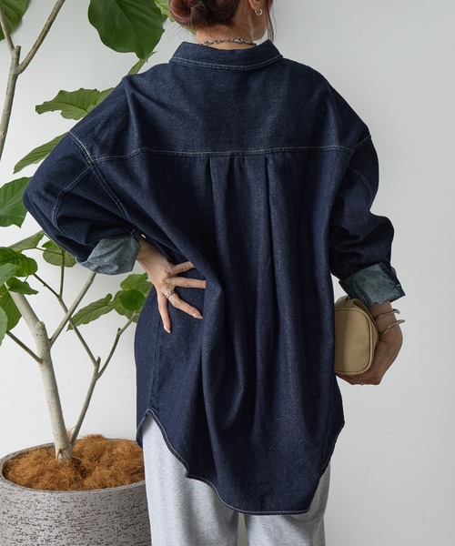 COLONY 2139（コロニートゥーワンスリーナイン）の「8ozデニムシャツ（シャツ/ブラウス・レディース・ダークブルー/ネイビー・FREE）」の5枚目の写真