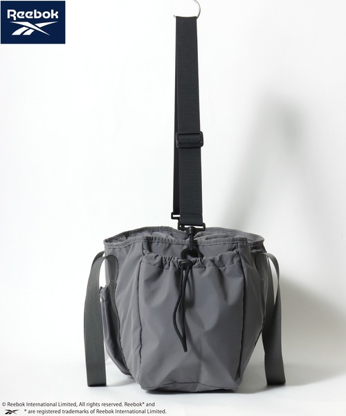 Reebok(リーボック)の「Reebok/リーボック ロゴ ワンポイント刺繍 2Way ナイロン ドローコード ショルダーバッグ/トートバッグ/大容量/レディース メンズ(ショルダーバッグ・レディース・チャコールグレー/ブラック/ベージュ・FREE)」の11枚目の写真