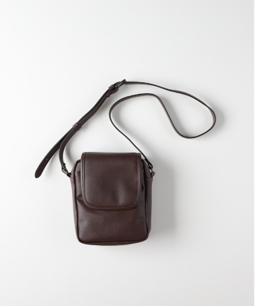 BACK NUMBER（バックナンバー）の「【BACK NUMBER】ＰＵフラップショルダーバッグ（PU素材/軽量/柔らかい）（ショルダーバッグ・メンズ・ブラック/ブラウン・ONE SIZE）」の2枚目の写真