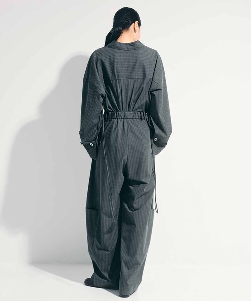 STUDIOUS（ステュディオス）の「【STUDIOUS/ステュディオス】Soft Barrel Leg Cargo Trousers/ソフトバレルレッグカーゴパンツ/スラックス/美脚パンツ/通勤パンツ/トレンドパンツ（スラックス・レディース・ライトグレー/ダークグレー/ストライプ/ブラウン/ブラック・1/2）」の10枚目の写真