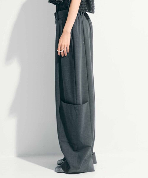 STUDIOUS/ステュディオス】Soft Barrel Leg Cargo Trousers/ソフト