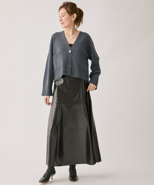 VERMEIL par iena（ヴェルメイユパーイエナ）の「wool knit Vneck カーディガン（カーディガン/ボレロ・レディース・ブラック/グレー・FREE）」の18枚目の写真