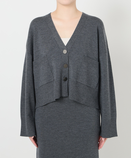 VERMEIL par iena（ヴェルメイユパーイエナ）の「wool knit Vneck カーディガン（カーディガン/ボレロ・レディース・ブラック/グレー・FREE）」の3枚目の写真