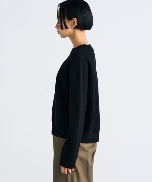 EDITION（エディション）の「フェルテッドウール クルーネックニット（ニット/セーター・レディース・ライトグレー/ブラック・FREE）」の5枚目の写真