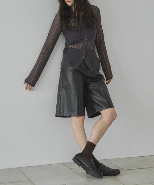 feepur(フェピュール)の「フェイクレザーバミューダパンツ(その他パンツ・レディース・ブラック・MEDIUM)」の4枚目の写真