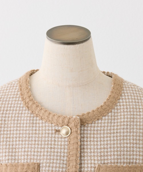 one after another NICE CLAUP（ワンアフターアナザーナイスクラップ）の「ツイードジャケット（ノーカラージャケット・レディース・ベージュ/ブラック/アイボリー・FREE）」の15枚目の写真