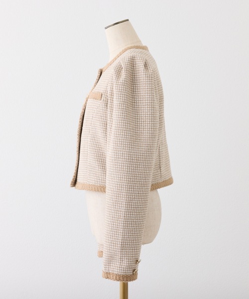 one after another NICE CLAUP（ワンアフターアナザーナイスクラップ）の「ツイードジャケット（ノーカラージャケット・レディース・ベージュ/ブラック/アイボリー・FREE）」の13枚目の写真