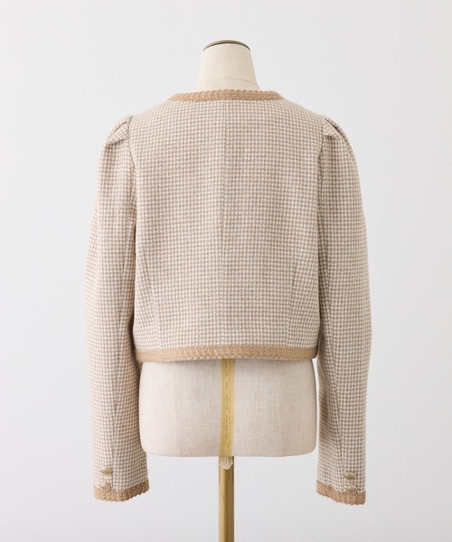 one after another NICE CLAUP（ワンアフターアナザーナイスクラップ）の「ツイードジャケット（ノーカラージャケット・レディース・ベージュ/ブラック/アイボリー・FREE）」の14枚目の写真