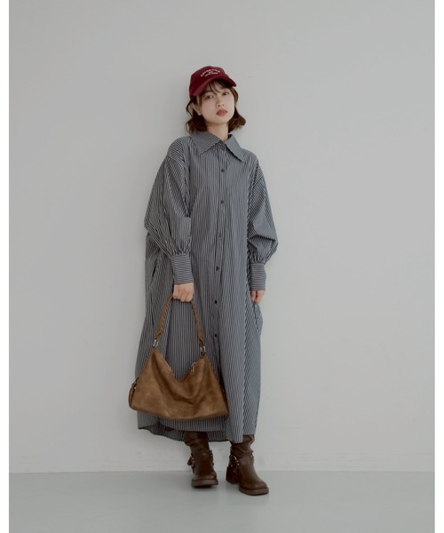 JUMELLE（ジュメロ）の「【低身長~高身長】ストライプ柄パールシャツワンピース（シャツワンピース・レディース・ブラック・FREE）」の2枚目の写真