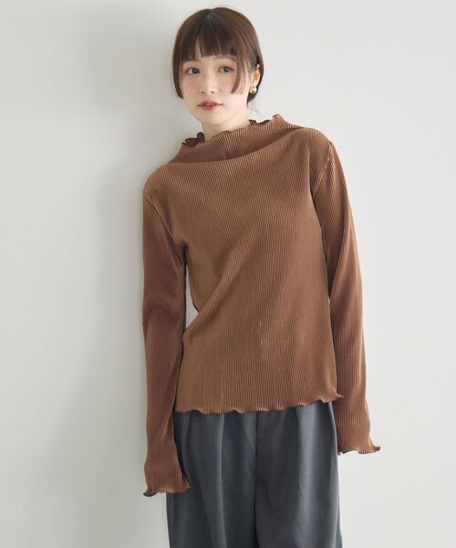 RETRO GIRL（レトロガール）の「【WEB限定】シャイニープリーツPO（シャツ/ブラウス・レディース・ブラウン/ライトグレー/ブラック/ナチュラル・FREE）」の6枚目の写真