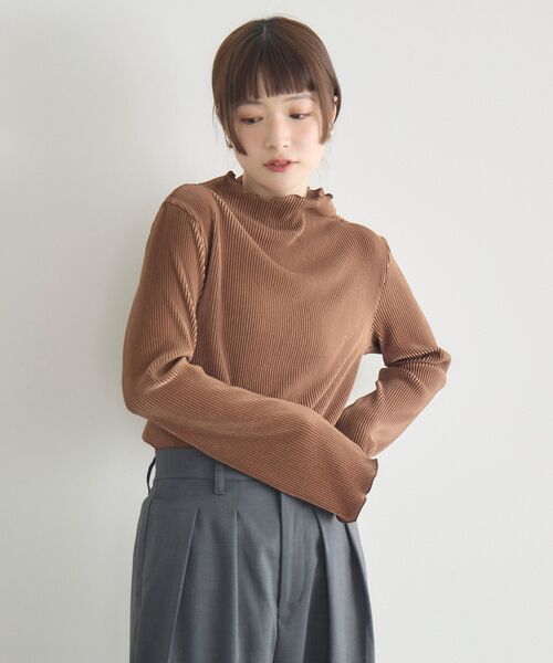 RETRO GIRL（レトロガール）の「【WEB限定】シャイニープリーツPO（シャツ/ブラウス・レディース・ブラウン/ライトグレー/ブラック/ナチュラル・FREE）」の21枚目の写真