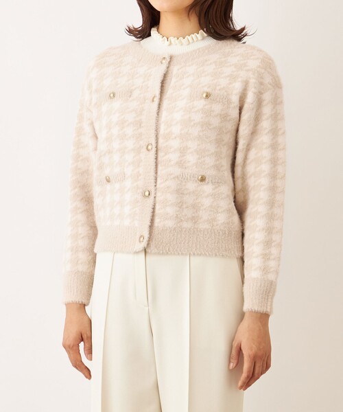 TO BE CHIC(トゥー ビー シック)の「フェザー千鳥 カーディガン(カーディガン/ボレロ・レディース・ピンク系その他2/ブラック・40/42)」の7枚目の写真