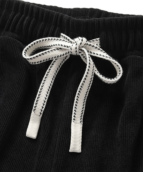 aimoha（アイモハ）の「裾ファスナー付き コーデュロイライクパンツ/Corduroy-style pants with zippered cuffs（その他パンツ・メンズ・ブラック/ブラウン・X-LARGE/MEDIUM/LARGE）」の5枚目の写真