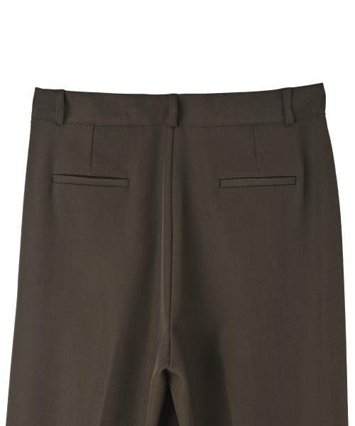 marjour（マージュール）の「NUANCE BROWN WIDE TUCKPANTS（その他パンツ・レディース・ブラウン・M）」の4枚目の写真