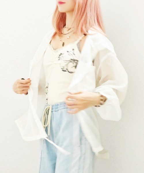 CRYSTAL BALL（クリスタルボール）の「シアーストライプフーディーブラウス（シャツ/ブラウス・レディース・ピンク/ホワイト/ブルー・FREE）」の6枚目の写真