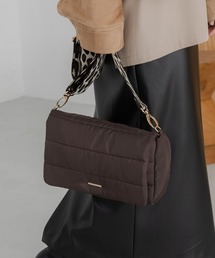 Elura | キルティング撥水ショルダー/601061(ショルダーバッグ)