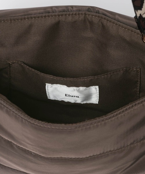 Elura（エルーラ）の「キルティング撥水ショルダー/601061（ショルダーバッグ・レディース・ブラウン/ベージュ系その他/ブラック・FREE）」の15枚目の写真