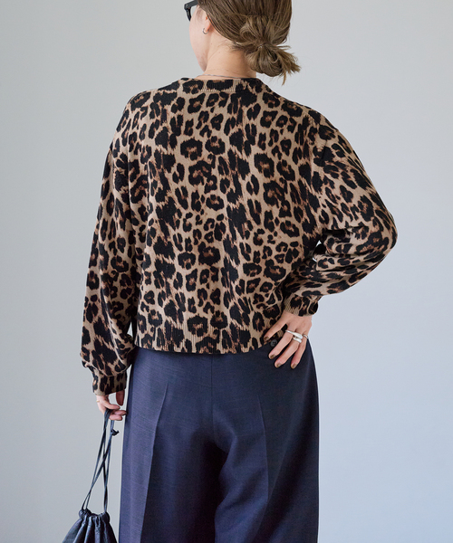 OUTDOOR PRODUCTS レオパード クルーネックカーデ今季新品 追加4 レオパード プリントクルーネックカーディガン（カーディガン