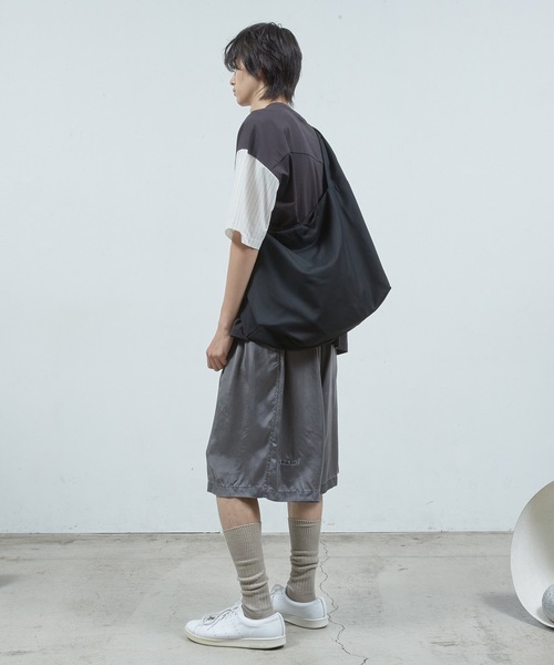 Dulcamara(ドゥルカマラ)の「よそいきトートBAG(トートバッグ・メンズ・チャコールグレー/ブラック/ダークブラウン・FREE)」の4枚目の写真