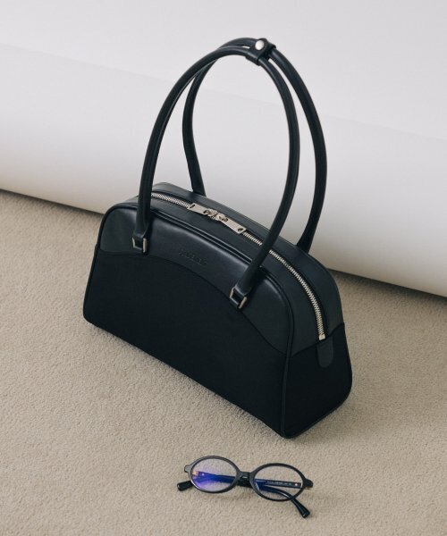 TTUDEMENT（トュードメント）の「NYLON BOWLING BAG BLACK（トートバッグ・レディース・その他・FREE）」の4枚目の写真
