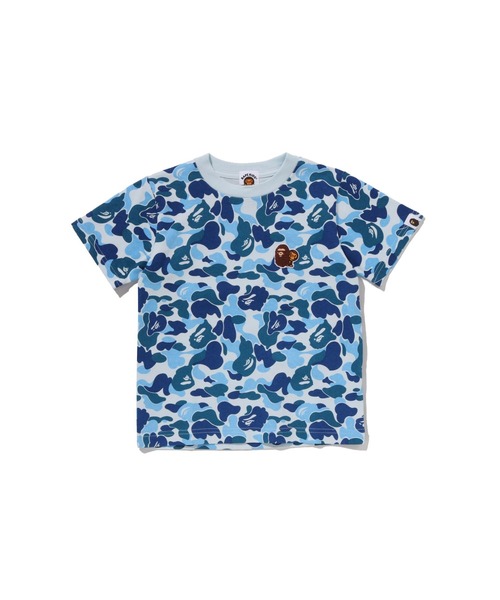 A BATHING APE(アベイシングエイプ)の「ABC CAMO APE & MILO ONE POINT TEE(Tシャツ/カットソー・キッズ・ブルー/ピンク/グリーン・110/130/140/120/100)」の1枚目の写真