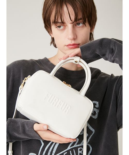 FURFUR（ファーファー）の「【限定カラー】バリエーションスクエアボストンバッグ（ボストンバッグ・レディース・ブラック/ピンク/ブラウン/ホワイト/サックスブルー/ライトベージュ・F）」の11枚目の写真