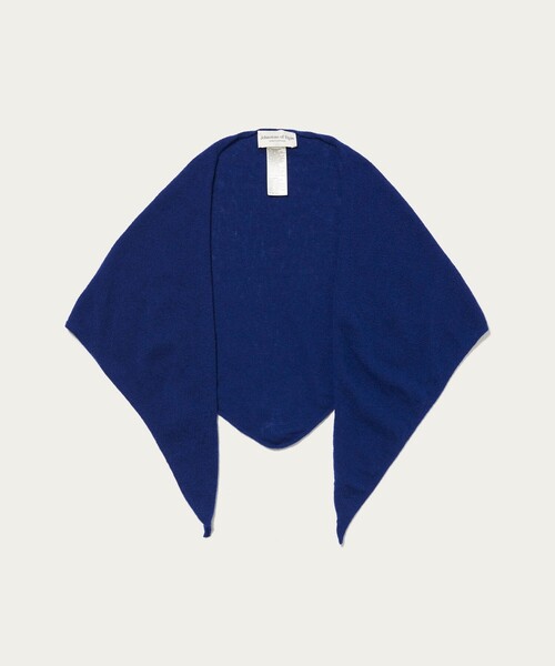 Johnstons of Elgin（ジョンストンズオブエルガン）の「【別注】＜Johnstons of Elgin＞トライアングル ネックタイ スカーフ ストール（ストール/ショール・メンズ・ブラック/コバルトブルー/レッド・FREE）」の2枚目の写真