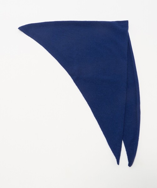 Johnstons of Elgin（ジョンストンズオブエルガン）の「【別注】＜Johnstons of Elgin＞トライアングル ネックタイ スカーフ ストール（ストール/ショール・メンズ・ブラック/コバルトブルー/レッド・FREE）」の4枚目の写真