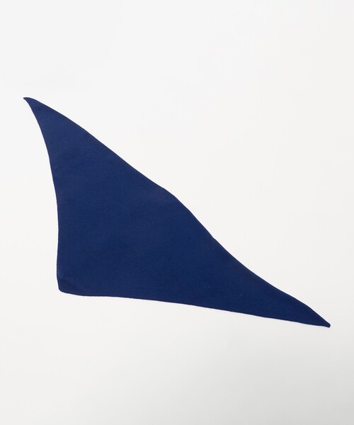 Johnstons of Elgin（ジョンストンズオブエルガン）の「【別注】＜Johnstons of Elgin＞トライアングル ネックタイ スカーフ ストール（ストール/ショール・メンズ・ブラック/コバルトブルー/レッド・FREE）」の5枚目の写真