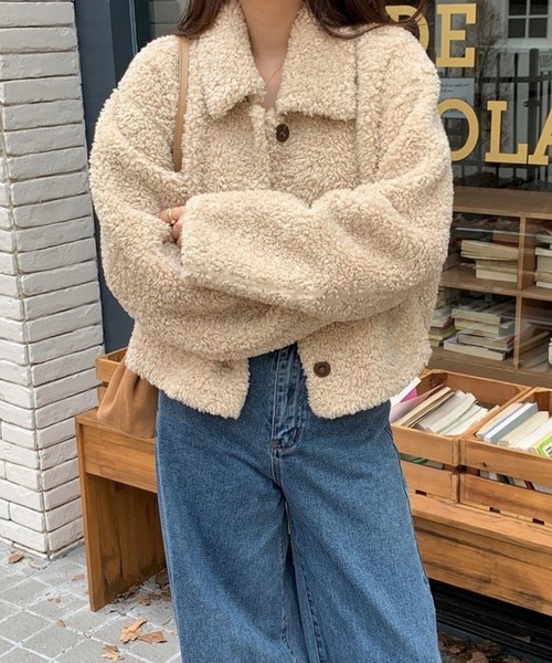 CADBURY（キャドバリー）の「ﾓｺﾓｺﾎﾞｱｼｮｰﾄ丈ｼﾞｬｹｯﾄ（その他アウター・レディース・ベージュ・MEDIUM/LARGE/X-LARGE）」の3枚目の写真