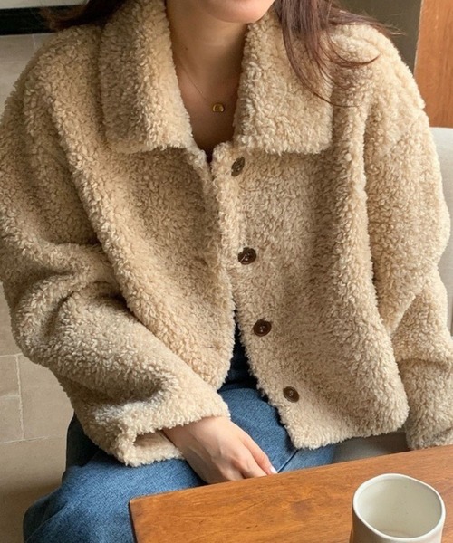 CADBURY（キャドバリー）の「ﾓｺﾓｺﾎﾞｱｼｮｰﾄ丈ｼﾞｬｹｯﾄ（その他アウター・レディース・ベージュ・MEDIUM/LARGE/X-LARGE）」の4枚目の写真