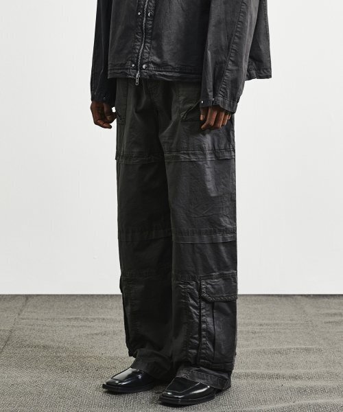 LMOOD(エルムード)の「ディフィン ガーメント ウォッシュド カーゴパンツ チャコールグレー(その他パンツ・レディース・その他・44/46/48)」の3枚目の写真