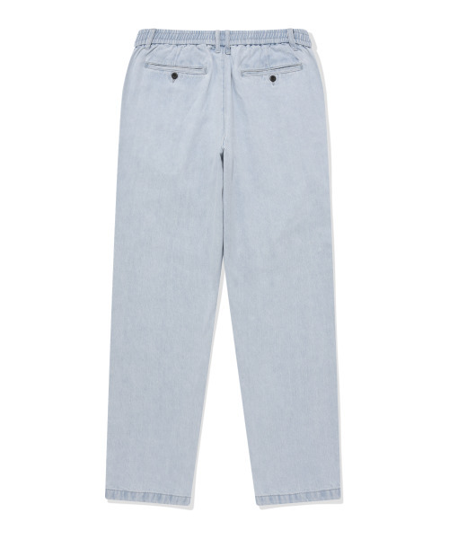 COVERNAT（カバーナット）の「テーパードデニムパンツライトブルー（デニムパンツ・レディース・その他・LARGE/MEDIUM/SMALL/X-LARGE/X-SMALL）」の2枚目の写真