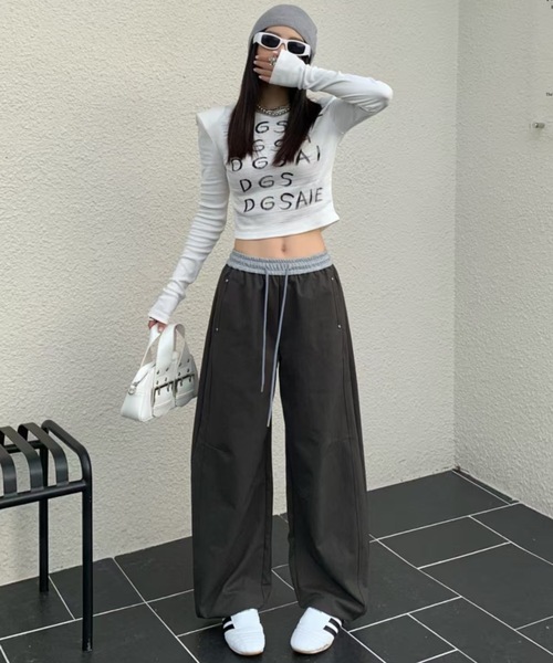 CREARE -LINO-(クレアーレリノ)の「バイカラーツイルチノ風スウェットパンツ(スウェットパンツ・メンズ・ブラック/カーキ/オフホワイト/ネイビー・MEDIUM/LARGE)」の11枚目の写真