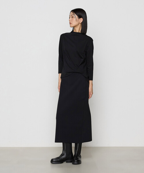 Gabardine K.T(ギャバジンケーティー)の「〔 +サイズ 〕 ポンチ ワンタックプルオーバー(Tシャツ/カットソー・レディース・ブラック/オフホワイト・13号)」の7枚目の写真