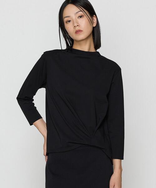 Gabardine K.T(ギャバジンケーティー)の「〔 +サイズ 〕 ポンチ ワンタックプルオーバー(Tシャツ/カットソー・レディース・ブラック/オフホワイト・13号)」の8枚目の写真