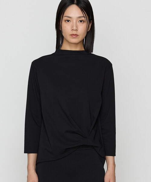 Gabardine K.T(ギャバジンケーティー)の「〔 +サイズ 〕 ポンチ ワンタックプルオーバー(Tシャツ/カットソー・レディース・ブラック/オフホワイト・13号)」の9枚目の写真