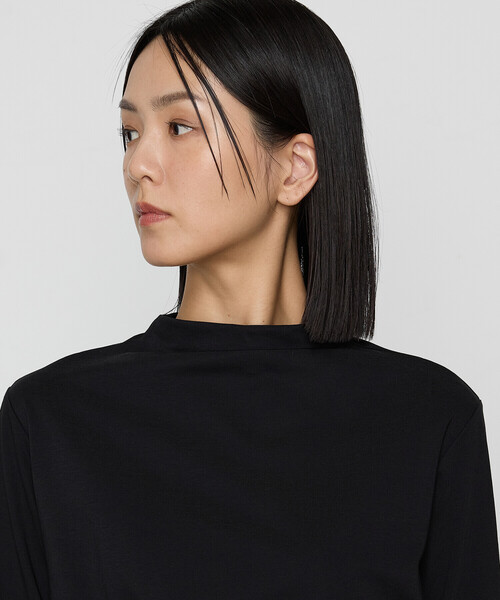 Gabardine K.T(ギャバジンケーティー)の「〔 +サイズ 〕 ポンチ ワンタックプルオーバー(Tシャツ/カットソー・レディース・ブラック/オフホワイト・13号)」の12枚目の写真