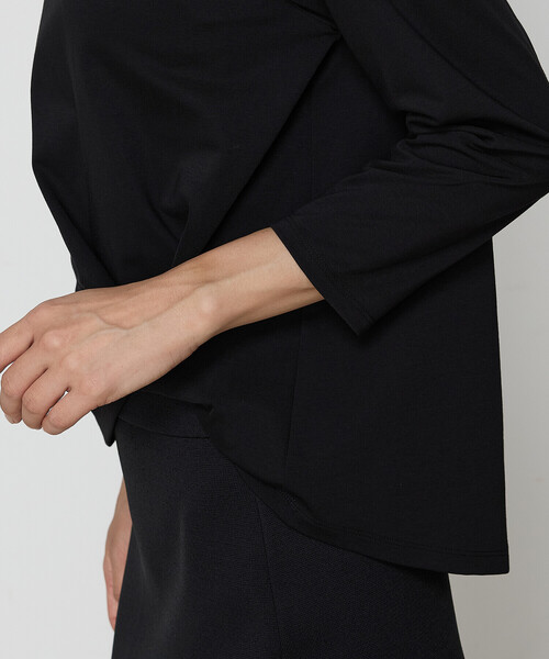 Gabardine K.T(ギャバジンケーティー)の「〔 +サイズ 〕 ポンチ ワンタックプルオーバー(Tシャツ/カットソー・レディース・ブラック/オフホワイト・13号)」の13枚目の写真