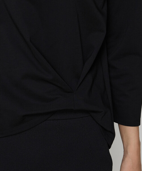 Gabardine K.T(ギャバジンケーティー)の「〔 +サイズ 〕 ポンチ ワンタックプルオーバー(Tシャツ/カットソー・レディース・ブラック/オフホワイト・13号)」の14枚目の写真