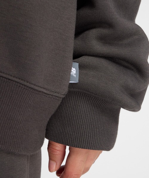 NEW BALANCE（ニューバランス）の「リニアヘリテージフリースハーフジップ（スウェット・レディース・サンドグレー/スミクロ・SMALL/MEDIUM/LARGE/X-LARGE）」の6枚目の写真