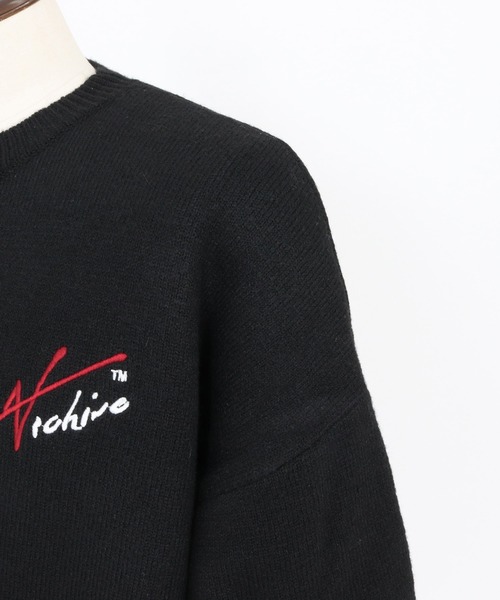 ADAM PATEK(アダムパテック)の「【ADAMPATEK/アダムパテック】archive shaggy crest crewneck ロゴスウェット(スウェット・メンズ・ブラック×イエロー/ブラック×レッド・1/2)」の19枚目の写真