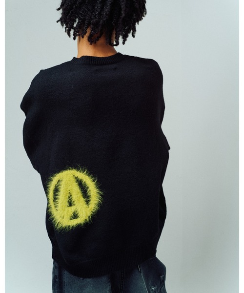 ADAM PATEK(アダムパテック)の「【ADAMPATEK/アダムパテック】archive shaggy crest crewneck ロゴスウェット(スウェット・メンズ・ブラック×イエロー/ブラック×レッド・1/2)」の21枚目の写真