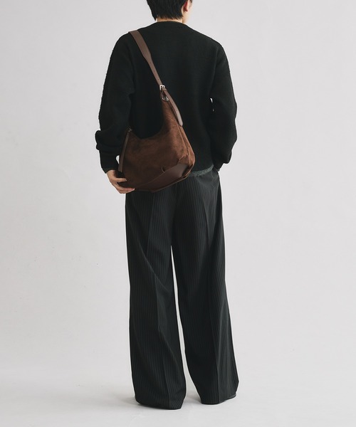 SELLE GLANT（セレグランテ）の「SUEDE LIKE DESIGN SHOULDER BAG / スエードライクデザインショルダーバッグ（ショルダーバッグ・メンズ・ダークブラウン/ベージュ/ネイビー/ブラック・FREE）」の8枚目の写真