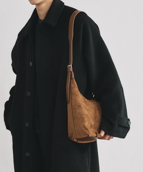 SELLE GLANT（セレグランテ）の「SUEDE LIKE DESIGN SHOULDER BAG / スエードライクデザインショルダーバッグ（ショルダーバッグ・メンズ・ダークブラウン/ベージュ/ネイビー/ブラック・FREE）」の14枚目の写真