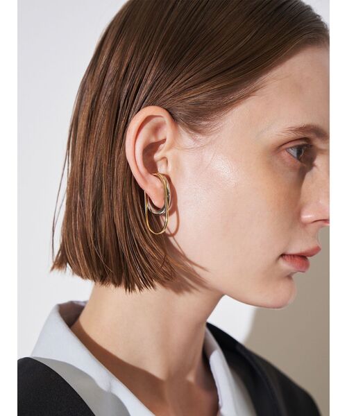 ELENDEEK（エレンディーク）の「ダブルフープイヤーカフ（イヤーカフ・レディース・シルバー/ゴールド・FREE）」の4枚目の写真