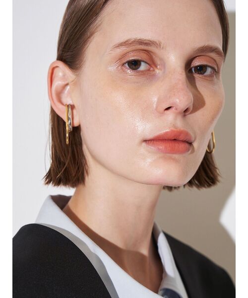 ELENDEEK（エレンディーク）の「ダブルフープイヤーカフ（イヤーカフ・レディース・シルバー/ゴールド・FREE）」の5枚目の写真