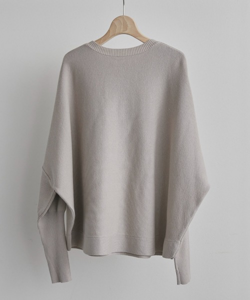 Doux archives（ドゥアルシーヴ）の「ロングリブドルマンプルオーバー（ニット/セーター・レディース・ネイビー/グレイッシュベージュ/サックスブルー・FREE）」の9枚目の写真