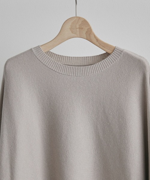 Doux archives（ドゥアルシーヴ）の「ロングリブドルマンプルオーバー（ニット/セーター・レディース・ネイビー/グレイッシュベージュ/サックスブルー・FREE）」の10枚目の写真